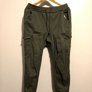 ALMOST FAMOUS PREMIUM GREEN JOGGERS